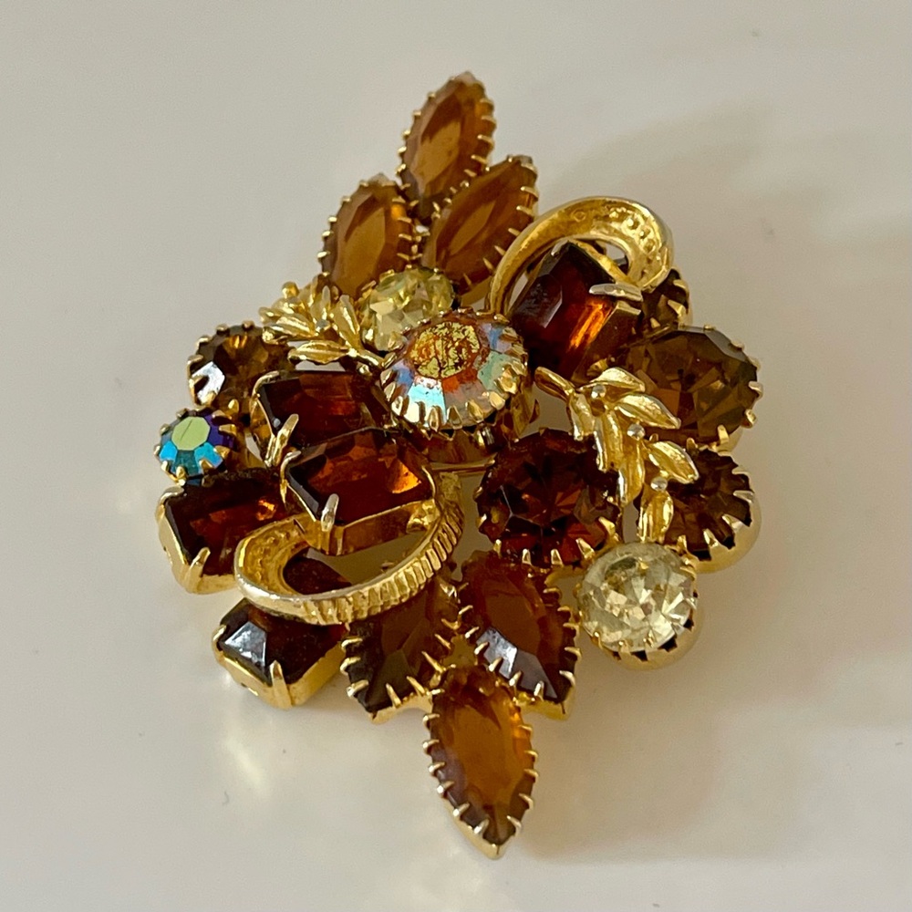 Vintage Gold Brown Inspired Iridescent Brooch with Intricate Design